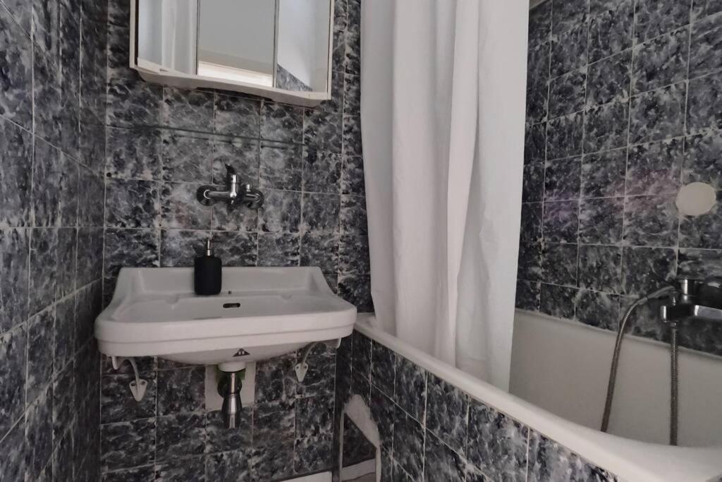 Vienna: Cozy 2-Room Apt. Zewnętrze zdjęcie